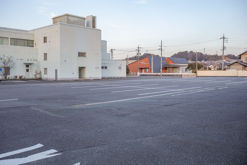 やすらぎ菊川ホール奏 駐車場１
