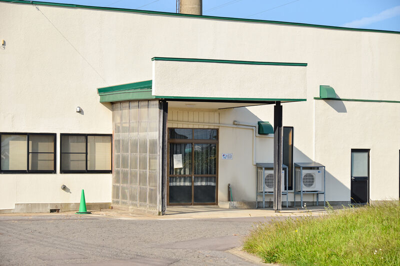 鶴田町火葬場 外観２