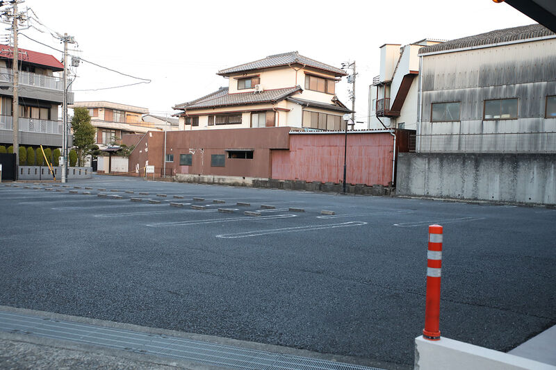 阿倉川斎奉閣 ー駐車場２