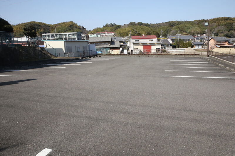 笹川斎奉閣 ー駐車場