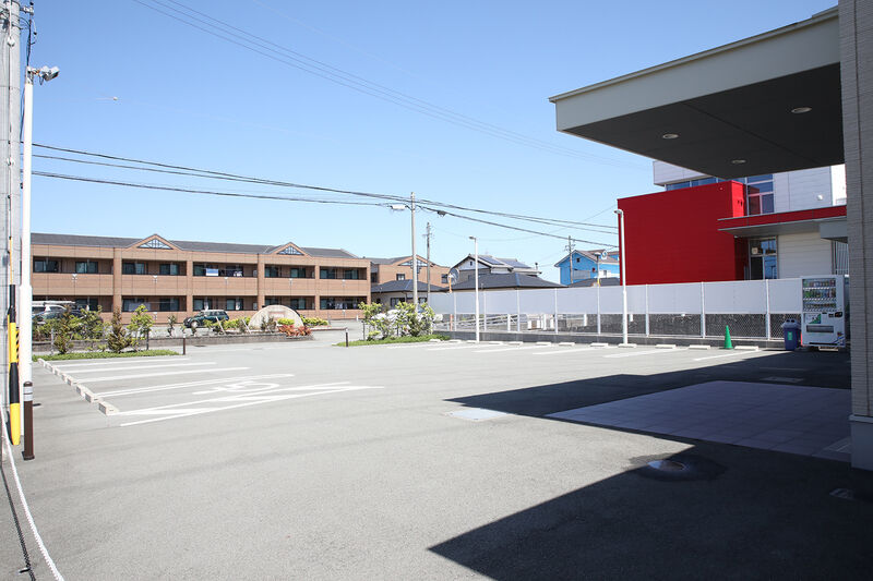 ファミリーホールみその 駐車場
