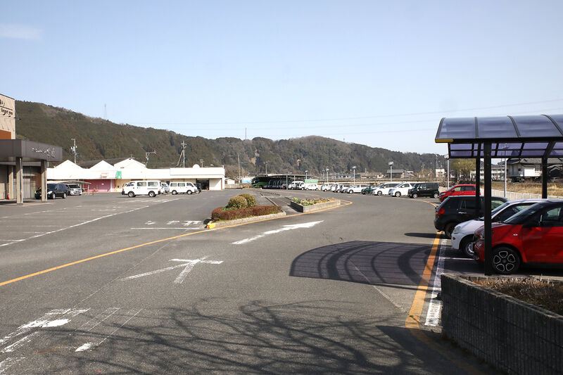 メモリアルホール紫蘭 黒田 駐車場