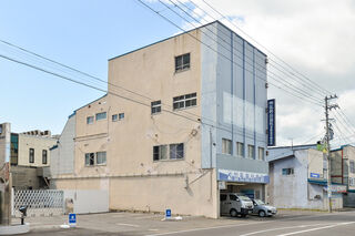 ハウス型家族葬ホールファミエール弘前松森/家族葬ホールアーバン