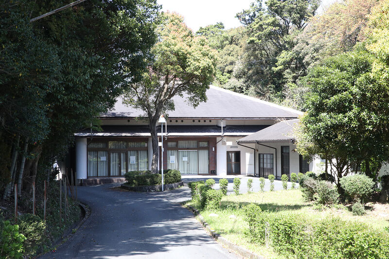 堅神火葬場 外観