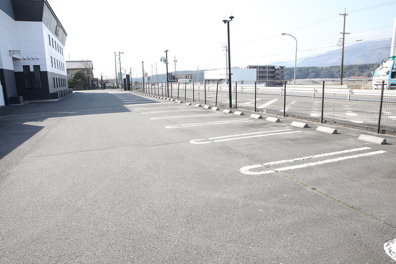 エンディングホール 愛灯館 阿下喜 ー駐車場2