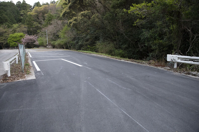 南島火葬場 駐車場