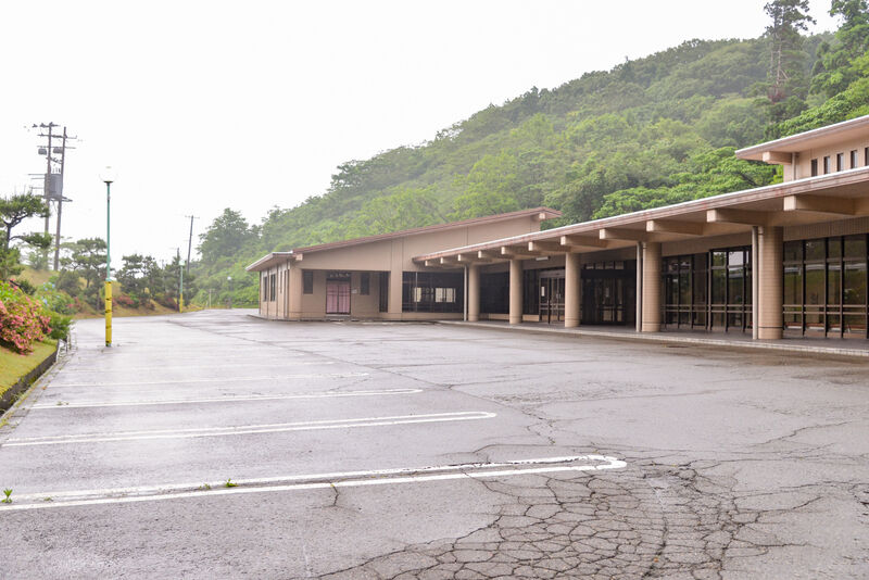 上越斎場 駐車場