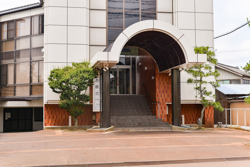 善地院 由利式場 外観２