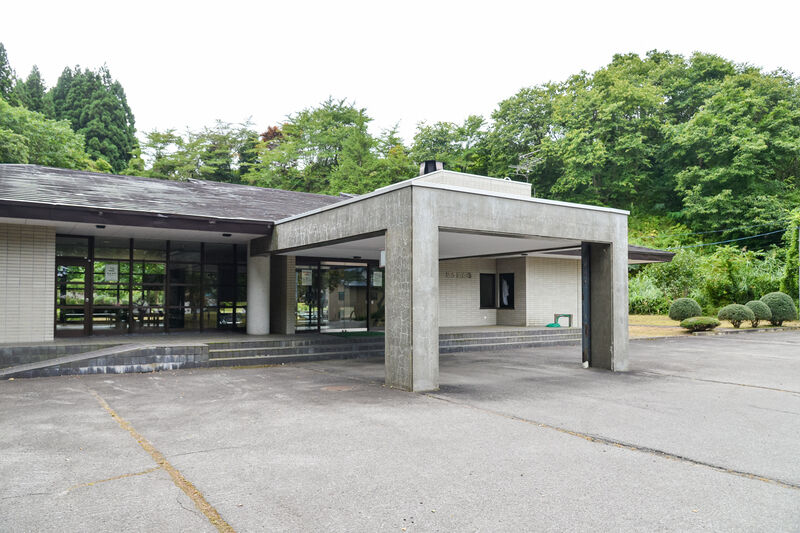平川市碇ヶ関斎場 外観３