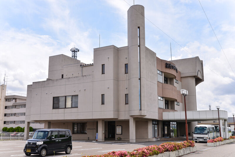 新津セレモニーホール 外観２