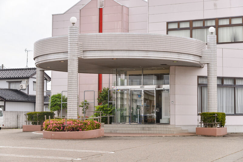 柏崎セレモニーホール 外観２