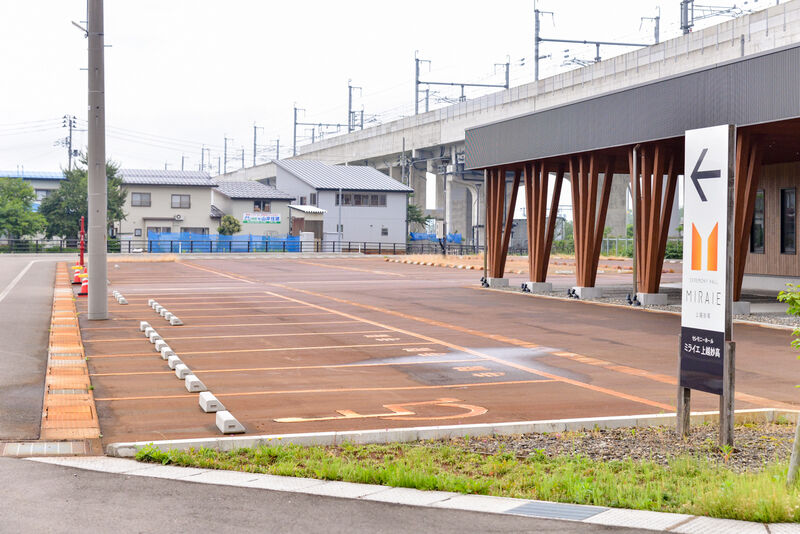 礼堂 すいれん 駐車場