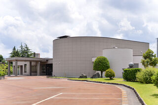 新津斎場
