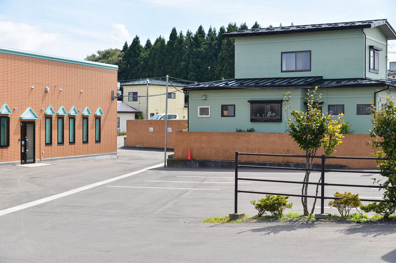 セイホール・三沢 駐車場