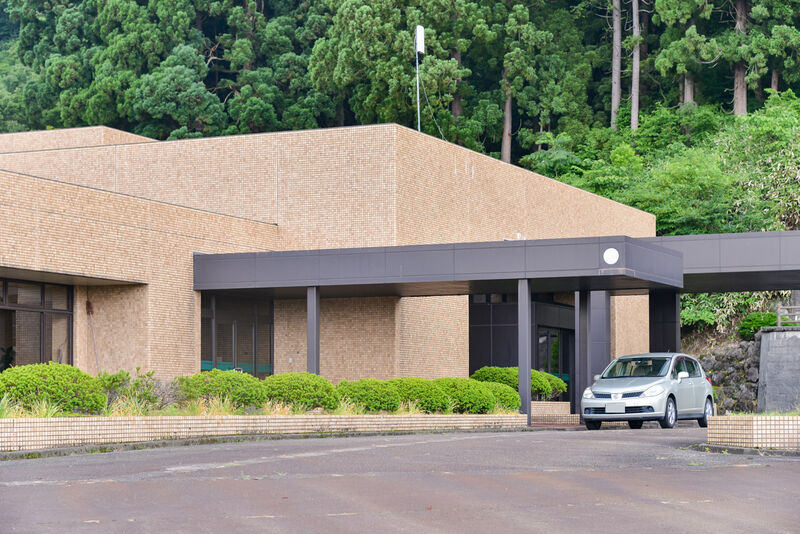 西山斎場 外観