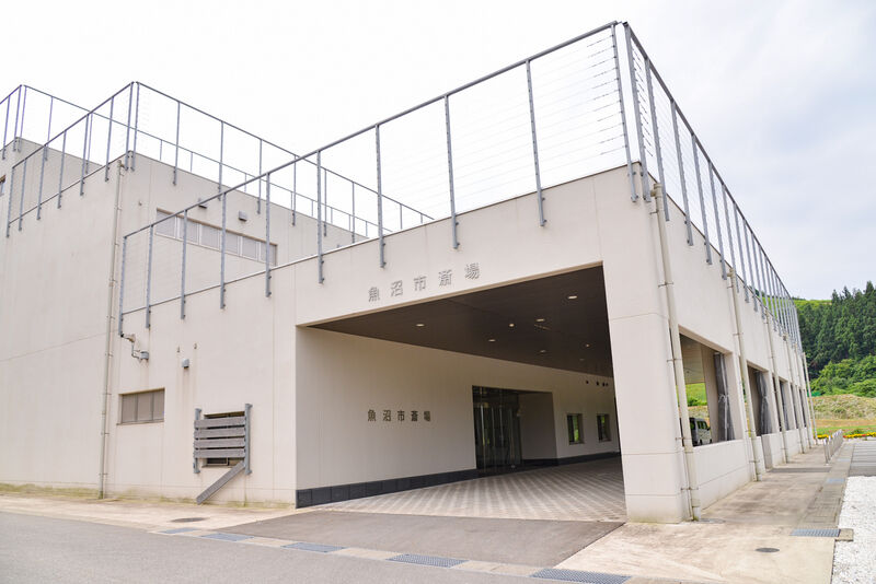 魚沼市斎場 入り口