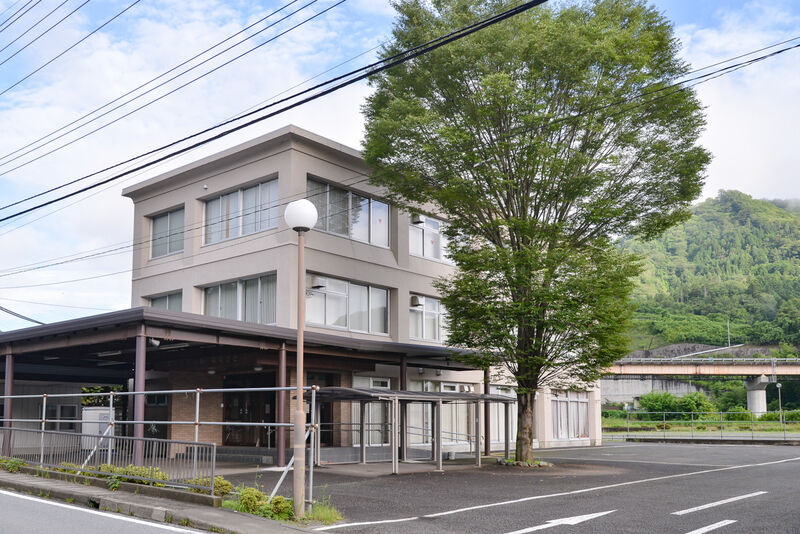 セレモホールはなさき 外観