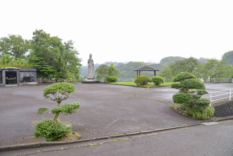 相模湖霊園会館 駐車場