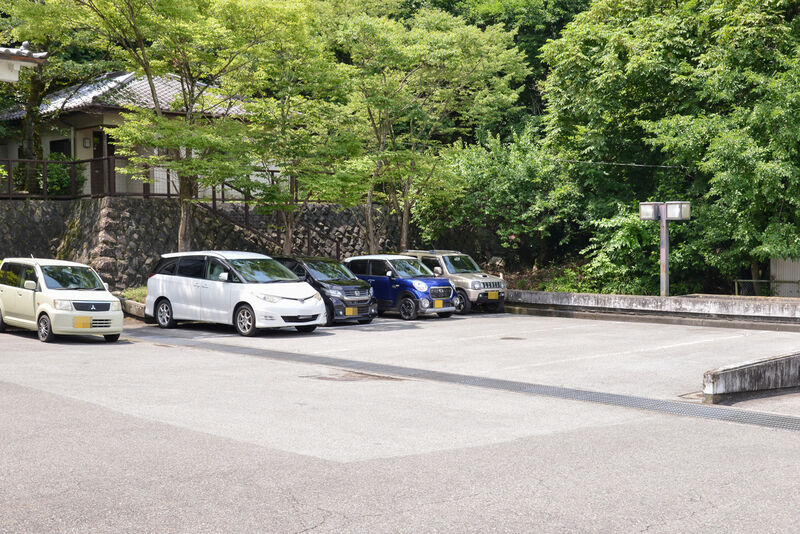 甲府市斎場 駐車場