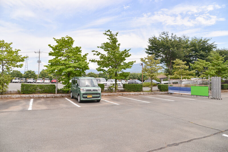 三郡衛生組合火葬場　ふじかわ聖苑 駐車場