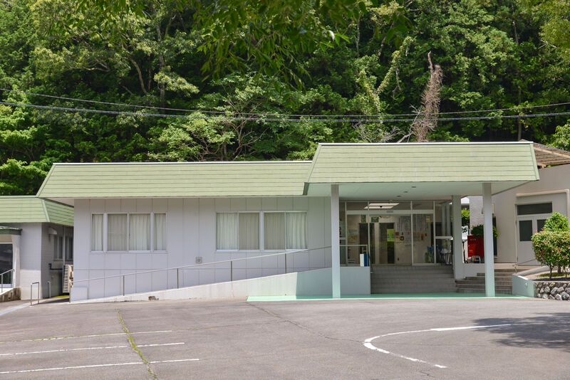 峡南衛生組合火葬場 外観３