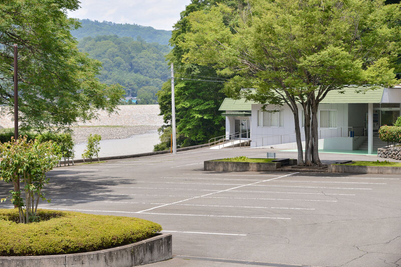 峡南衛生組合火葬場 駐車場