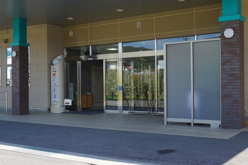 えこうホール 赤砂 入口