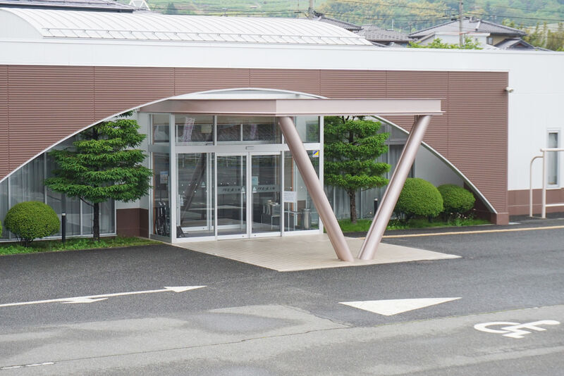 アイホール　上郷 入口