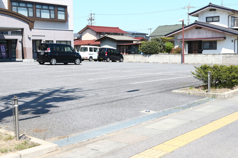 トミアキホール長野 駐車場