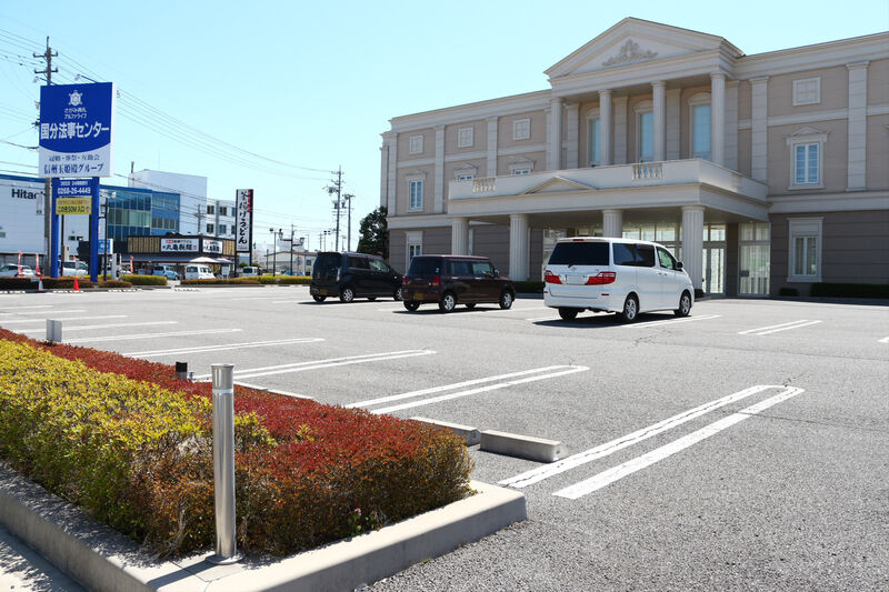 国分法事センター 駐車場