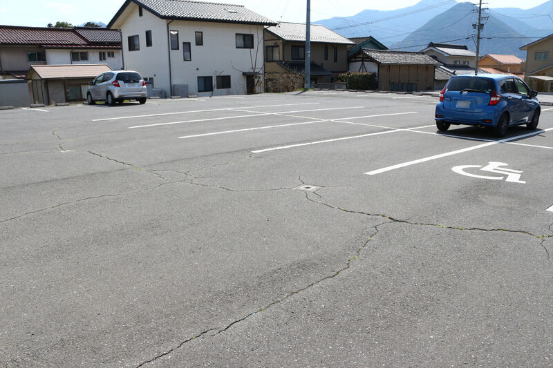 JA虹のホールさかき 駐車場
