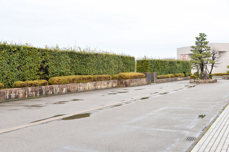 松任斎場 駐車場