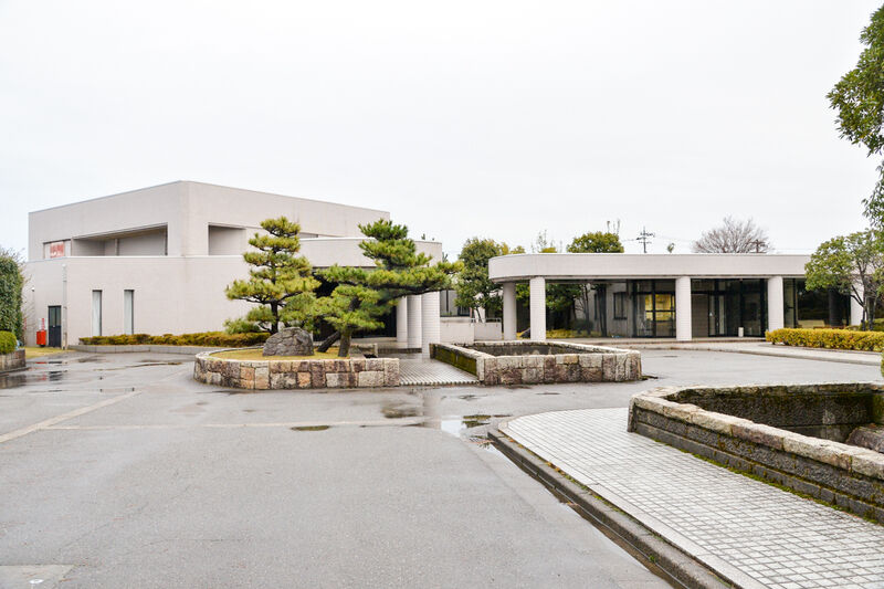 松任斎場 外観２