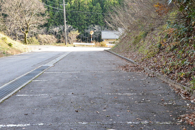 志賀斎場 駐車場