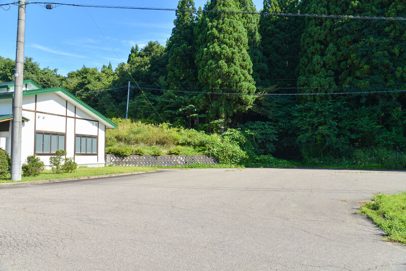 東由利斎場　やすらぎ苑 駐車場