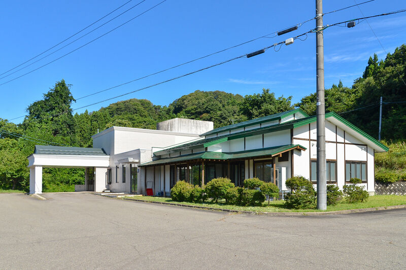 東由利斎場　やすらぎ苑 外観１