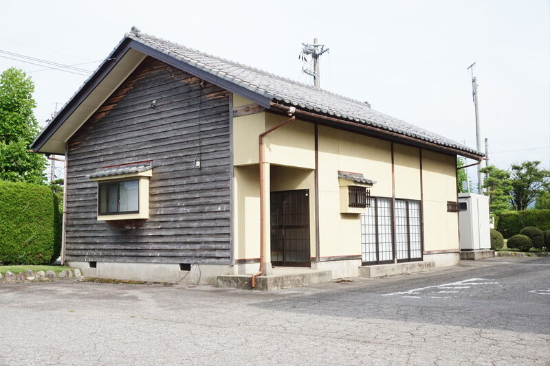 滑川市火葬場 外観２