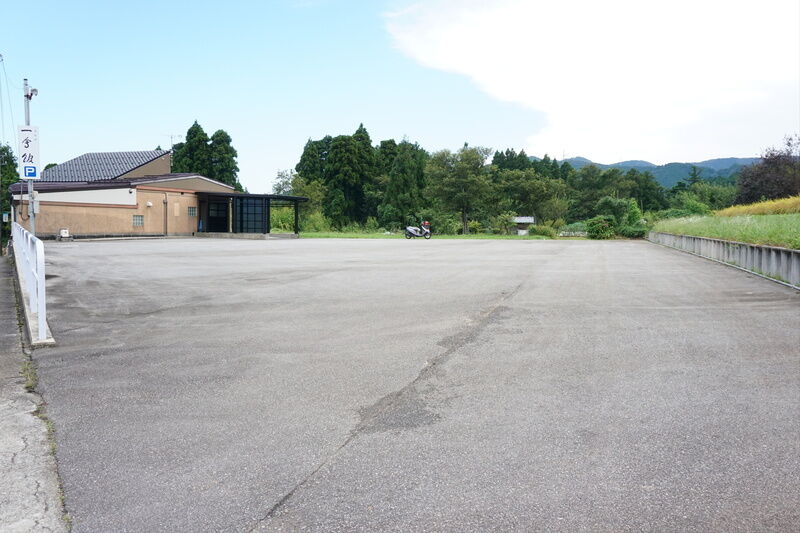 一会館 駐車場