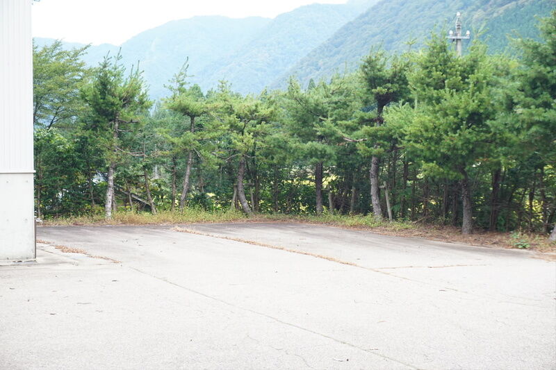上平斎場 駐車場