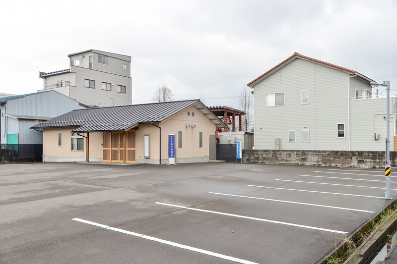 高木美翔苑 駐車場