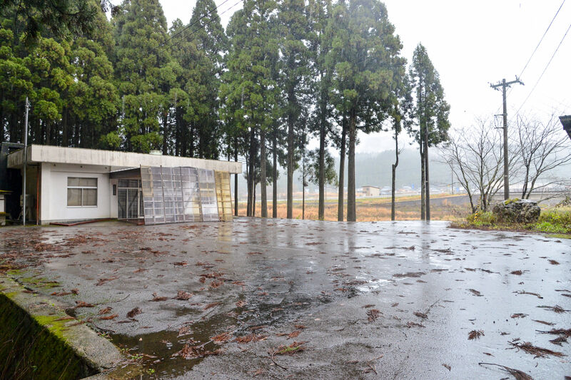 池田町葬斎場 駐車場