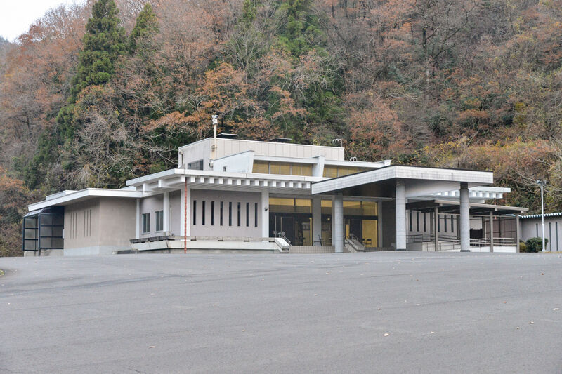 越前市斎場 外観２