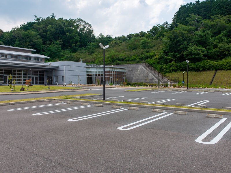 河内長野市営斎場 金剛霊殿 駐車場