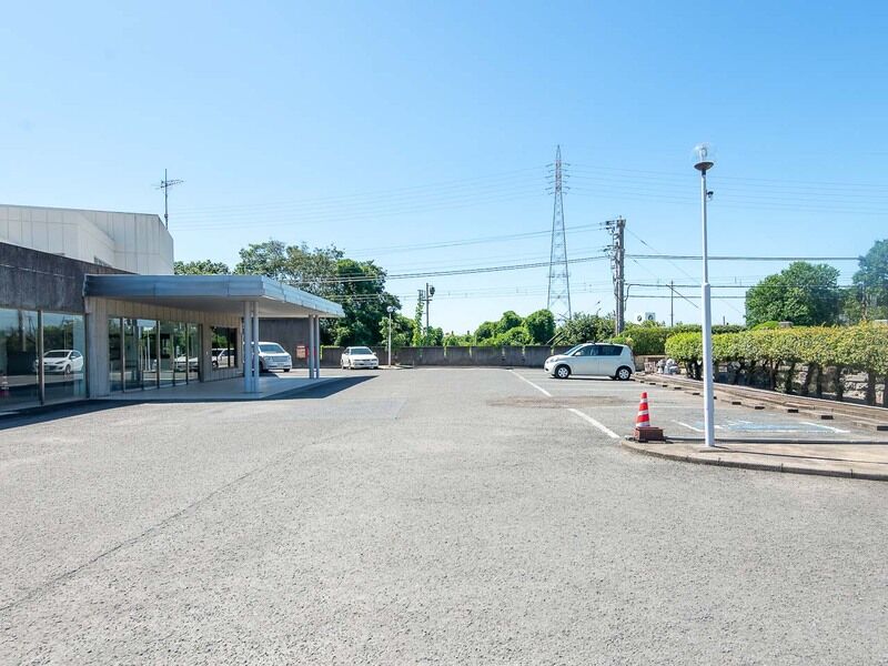 貝塚市立斎場 駐車場
