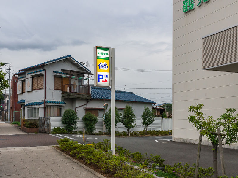 鶴見ファミリーホール 駐車場