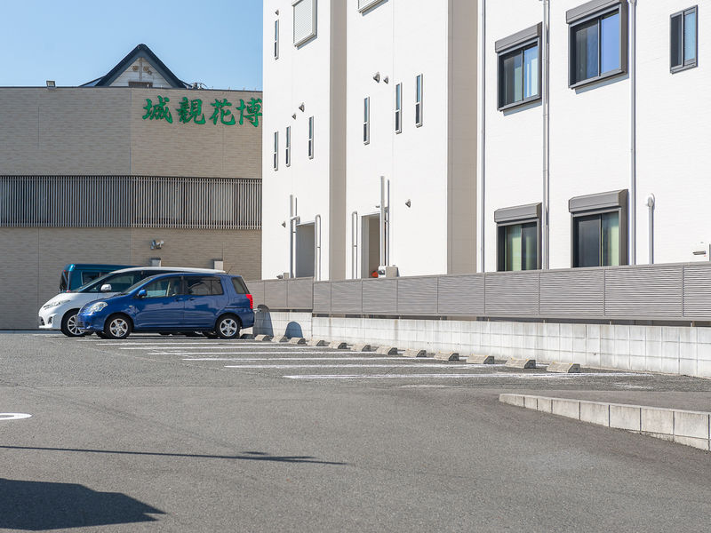 城親花博会館 駐車場