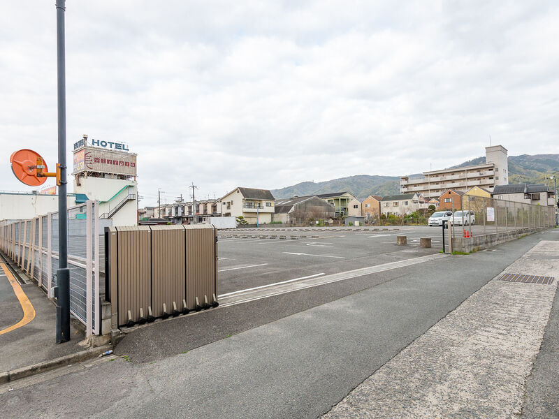 東大阪仏光殿 駐車場