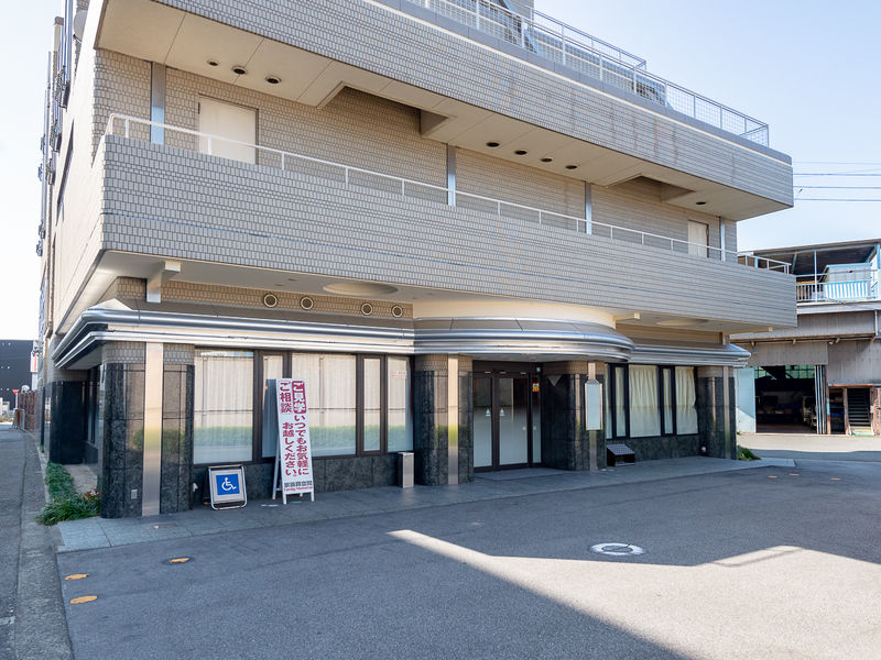 ファミリーメモリアル堺 入口
