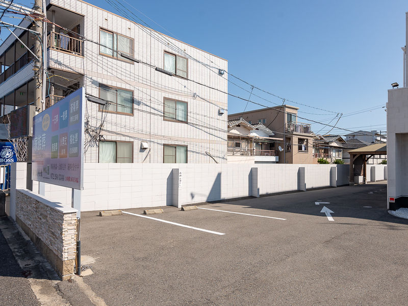 信成寺会館 家族葬ホール 駐車場