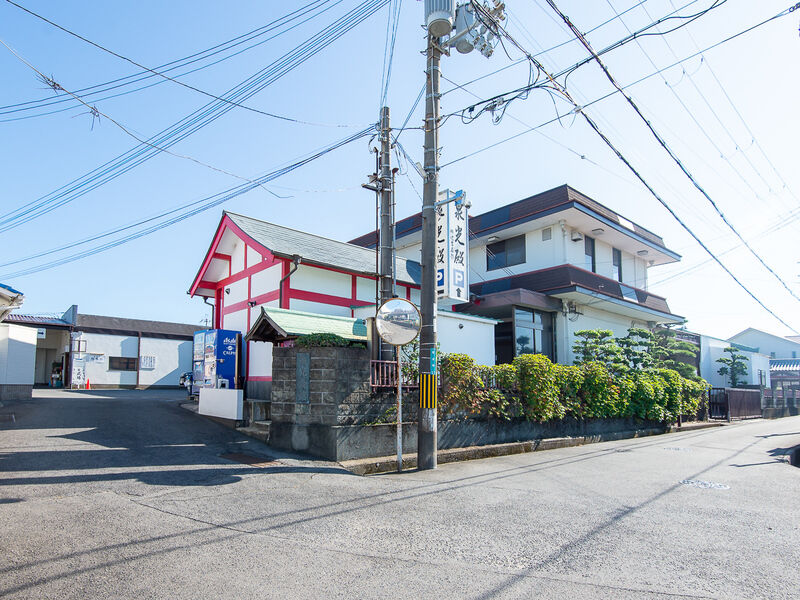 辻吉本社 泉光殿 外観